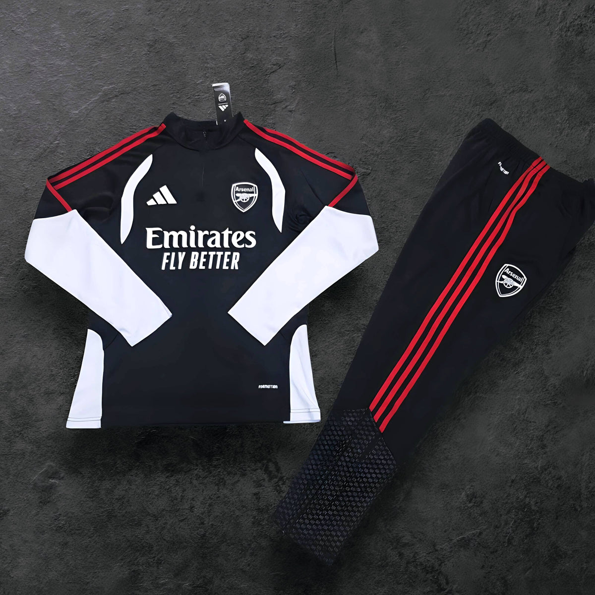 Arsenal Adidas Training Football Tracksuit 2024/25 - Black/White